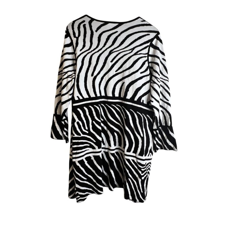 Chicos Zebra Print Open Cardigan Sweater Size 2 Large Bell Sleeve - Picture 2 of 4